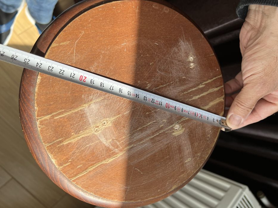 Piedestal lemn stare foarte buna