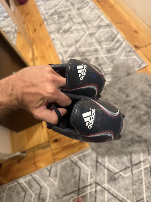 Футболни бутонки ретро модел Adidas +F10