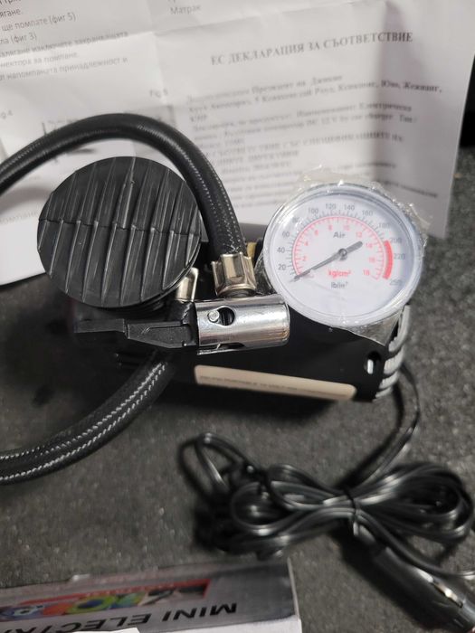 Мини компресор за автомобил