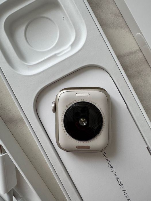 Apple Watch SE 2 40 мм Starlight LTE Cellular