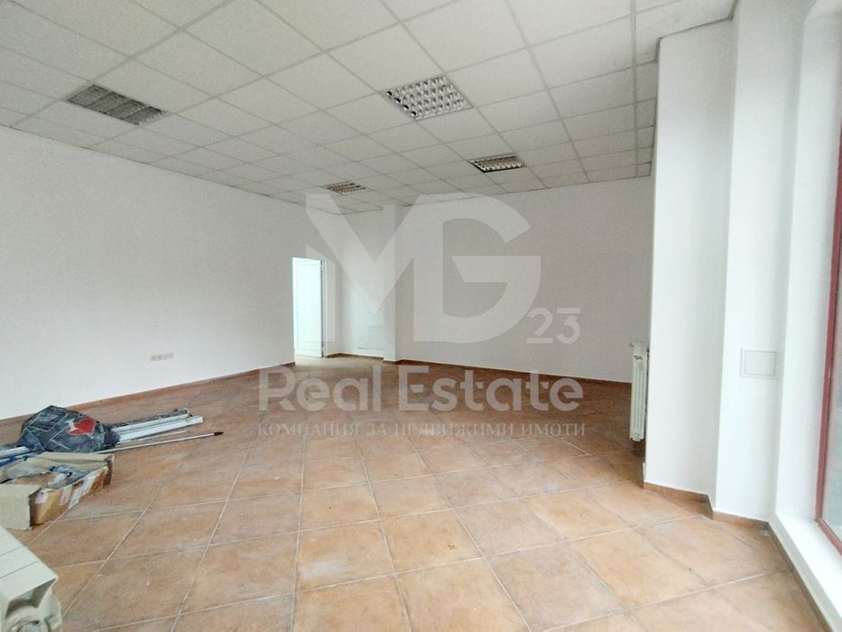 Продава се Магазин в Пловдив, Кършияка - 97 кв.м за 1475 €/кв.м - Снимка #2