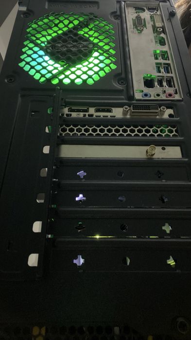 GTX1660SUPER+Intel Core i5 10400F