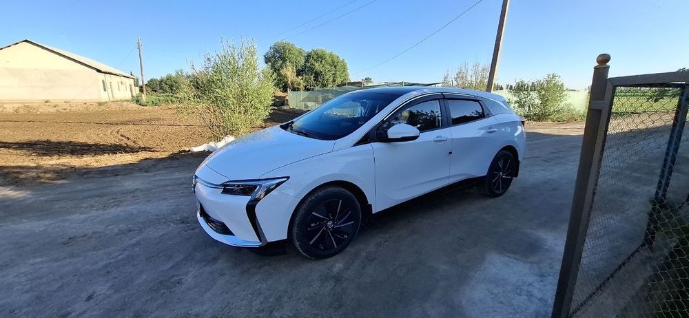 Buick Velite 6 sotiladi