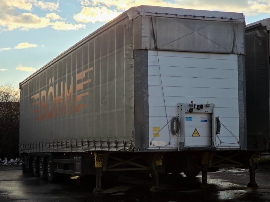 Semiremorca SCHMITZ CARGOBULL  - 2016016