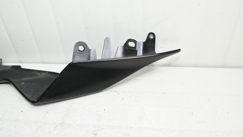 Carena Codita Spate Stanga Yamaha YZF-R125 2023 - 2025
