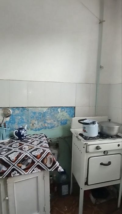 Продаётся 1 ком ДЕТСКАЯ БОЛЬНИЦА