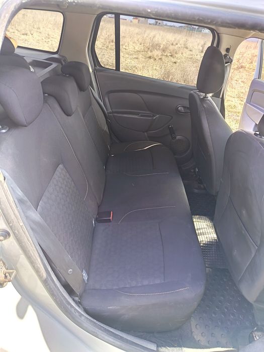 Vand Logan  MCV 2016