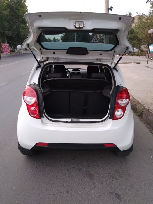 Шевролет спарк сотилади