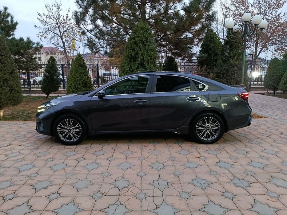 Kia CERATO GT Line 2023! 6-poz 2l eng Fulli! Holati ideal