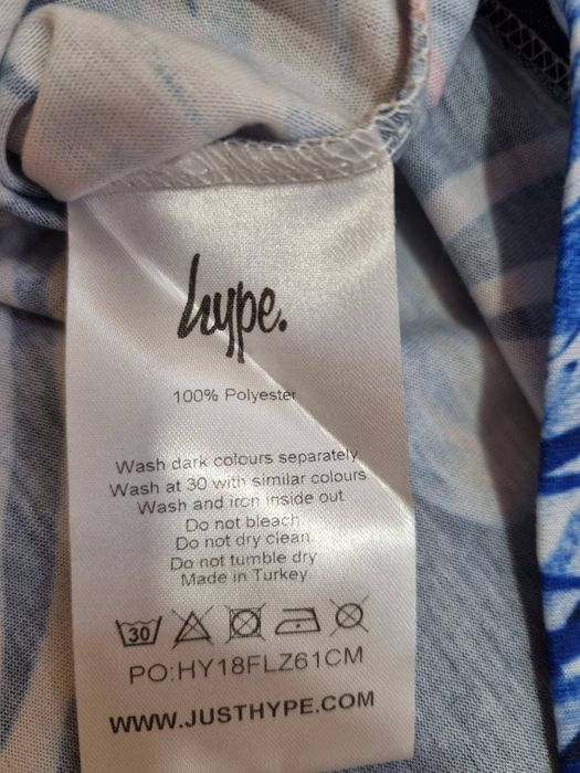 Къса тениска.