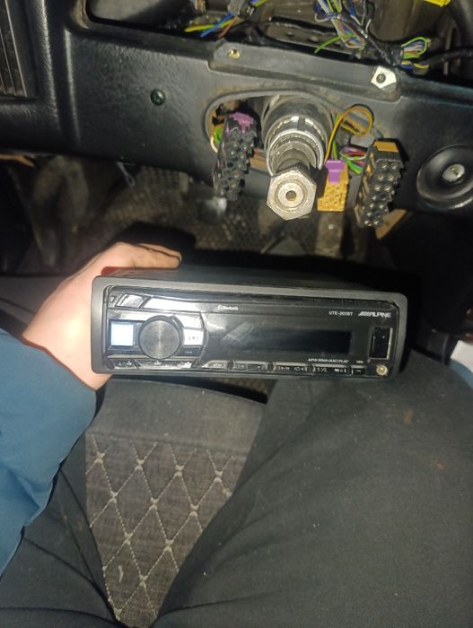 Продам автомагнитолу