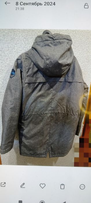Продам куртку на подростка.
