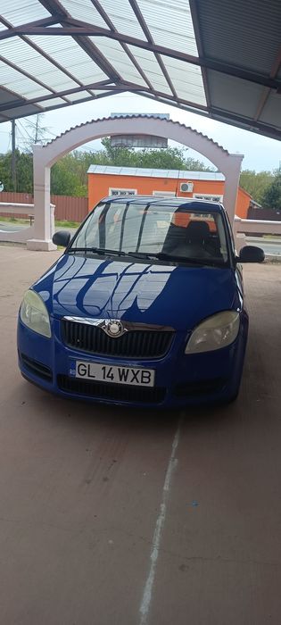 Vând Scoda Fabia