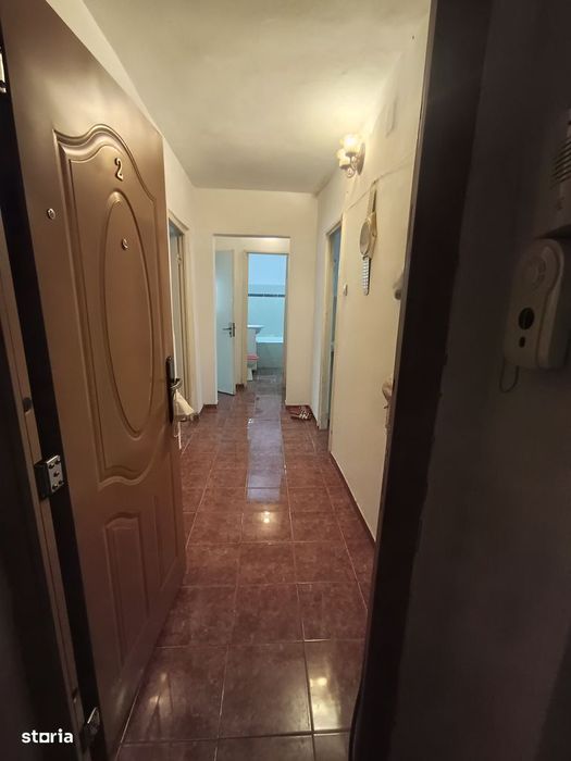 Spatiu comercial Targoviste-la 2 minute de Liceul Cantacuzino