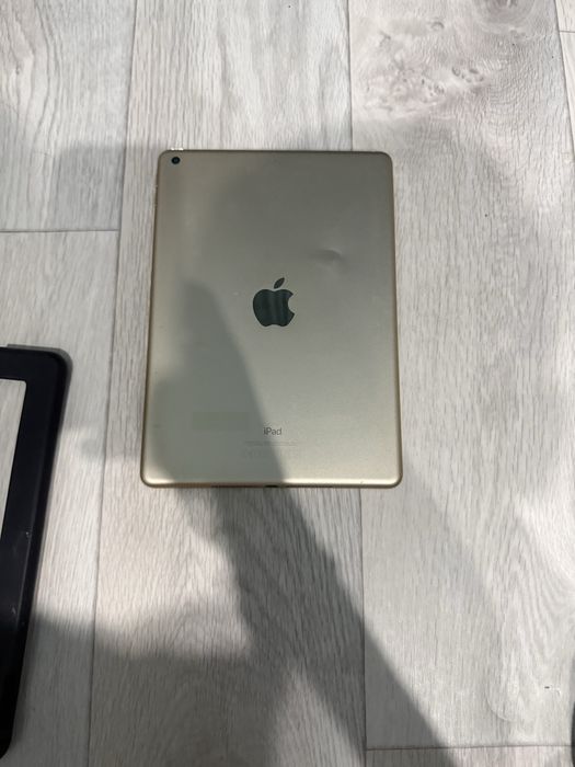 Продам ipad 5 го покаления