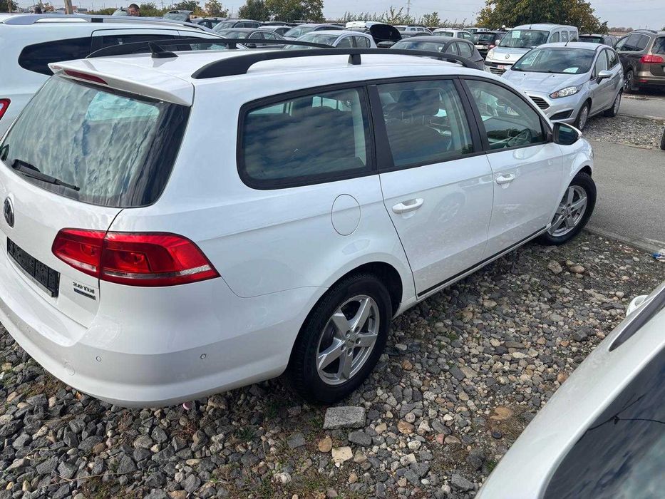 VOLKSWAGEN Passat 2011 — imagine 3