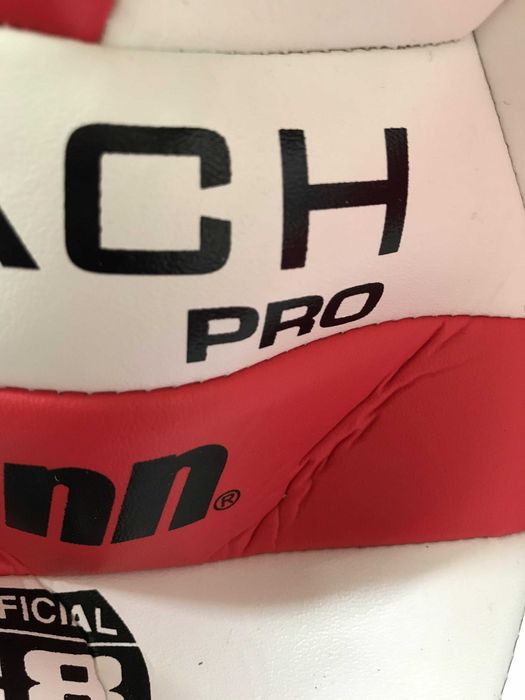 чисто нова волейболна топка PENN