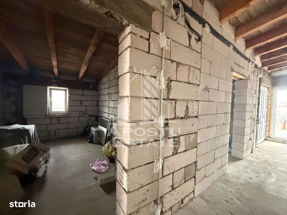 Casa individuala cu 6 camere de vanzare zona Plopi Timisoara