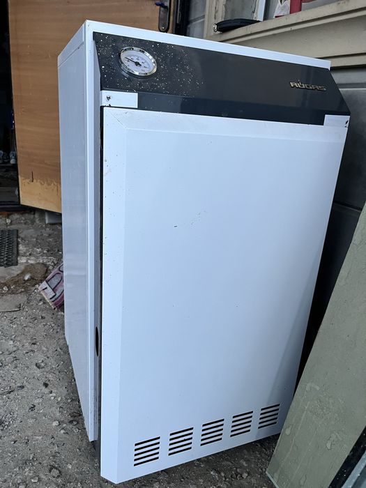 Продам газовый котел