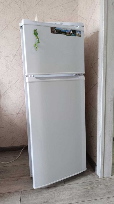 Холодильник Бирюса, высота 1.2 м
