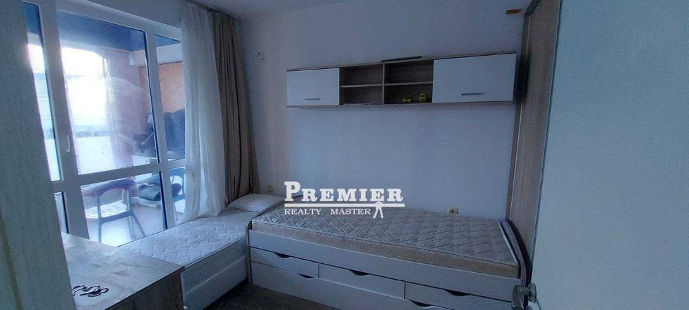 Продава се Тристаен апартамент в Поморие - 60 кв.м за 1234 €/кв.м - Снимка #2