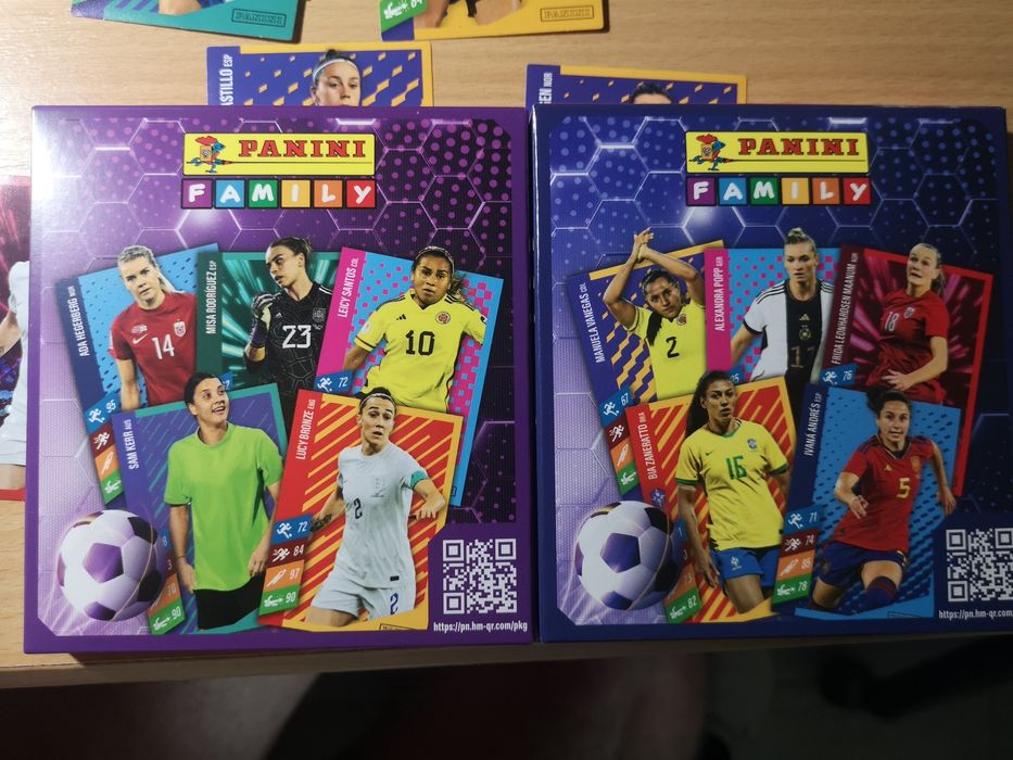 Vând Panini Family 2023 world cup women McDonald's Happy Meal album