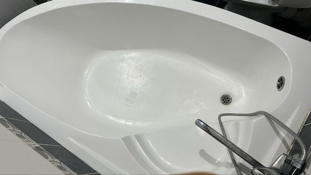 Ванна акриловая