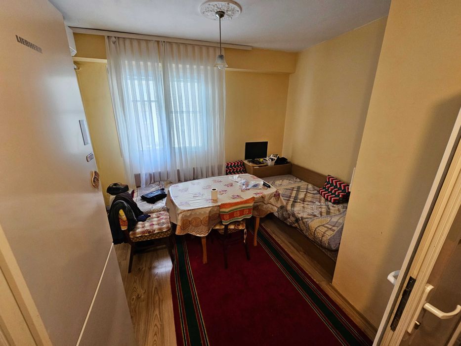 Продава се Двустаен апартамент в Разград, Орел - 72 кв.м за 886 €/кв.м - Снимка #3
