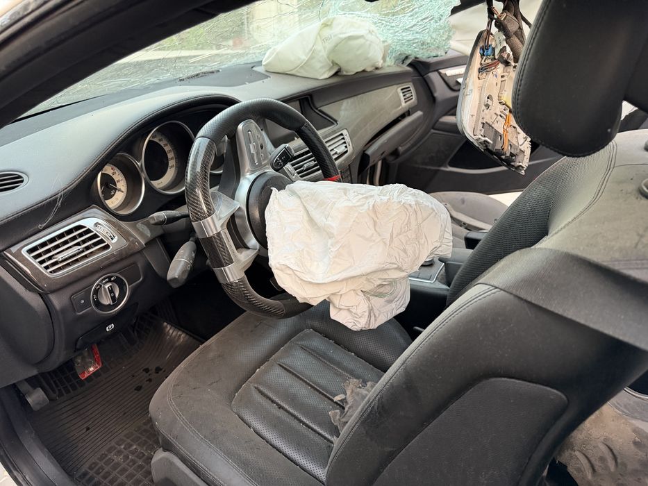 мерс cls в разборе по запчастям