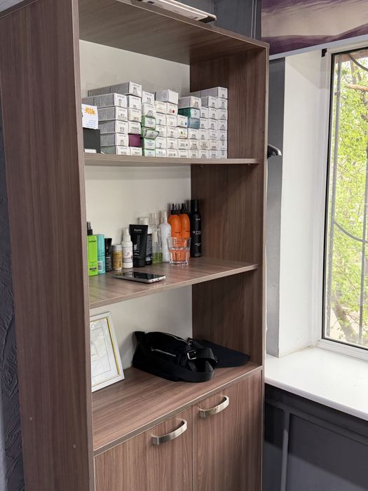 Продам шкаф пользовались в салоне