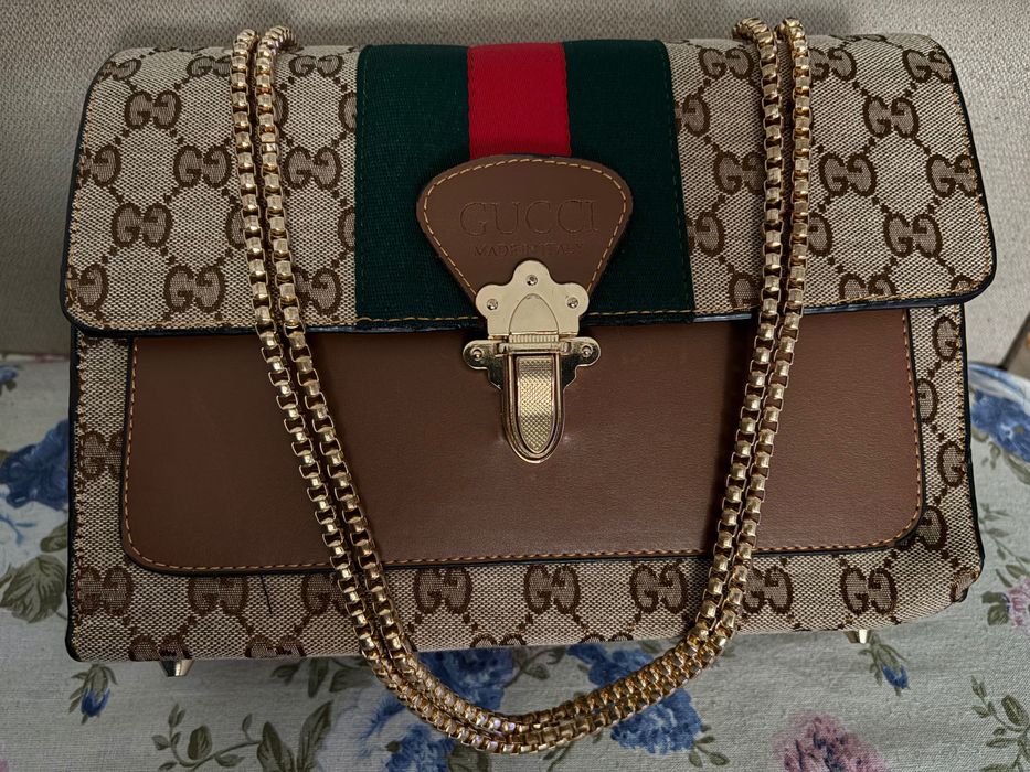 Poșetă de umăr Gucci