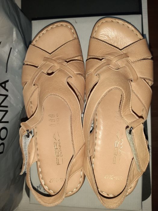 Женские новые босоножки