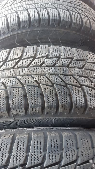 Продам шины с дисками. R15