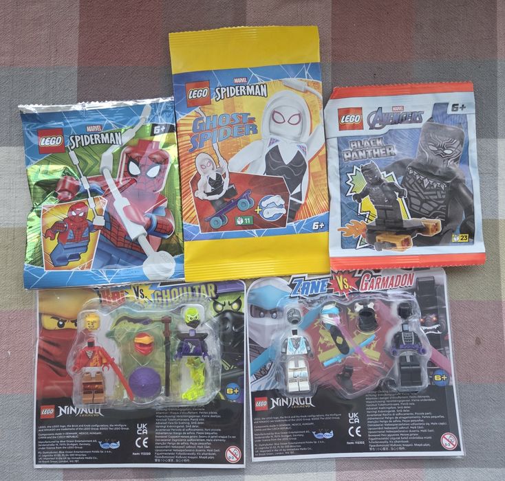 LEGO lot Polybag/ Metal Tin