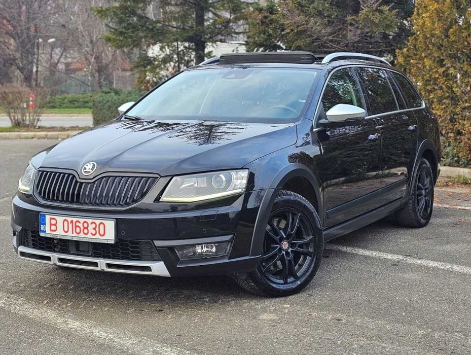 Skoda Octavia Scout/4x4/185CP/DSG/Panoramic/Full Istoric/RAR/Maro