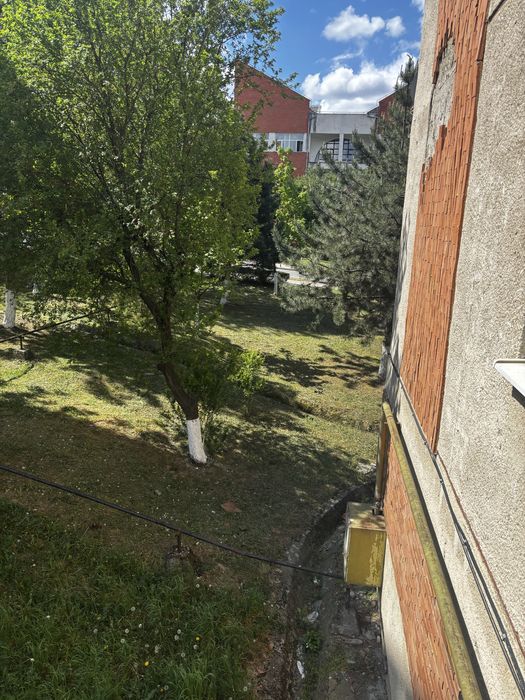 Apartament cu 3 camere