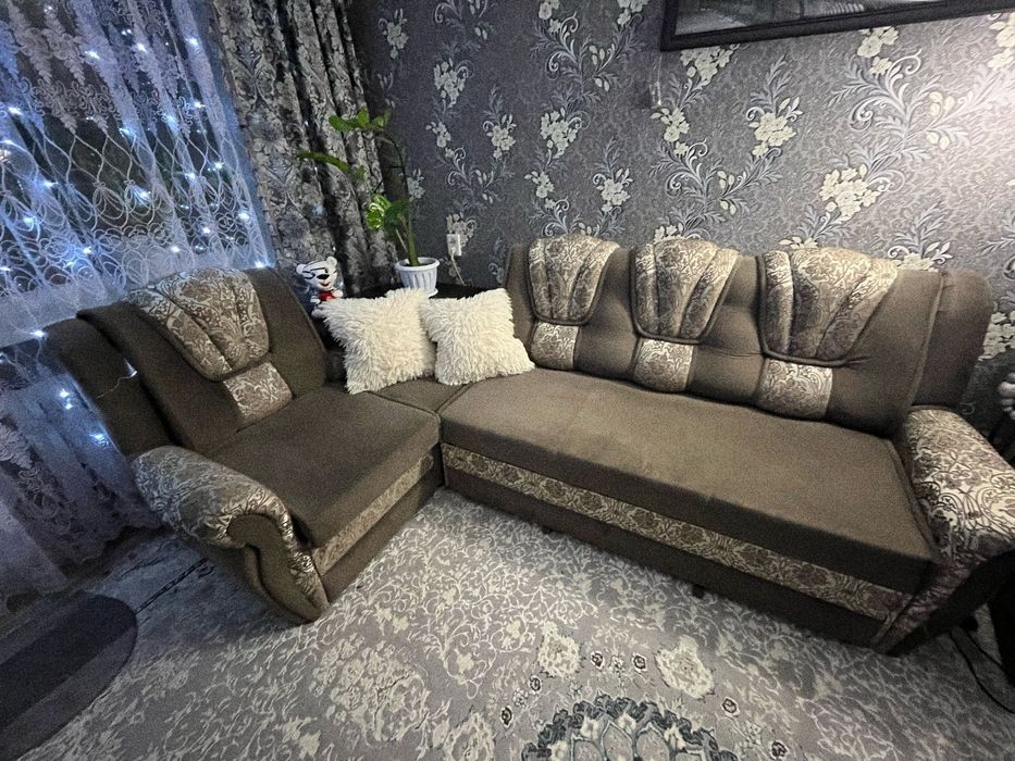 Продам уголок  .