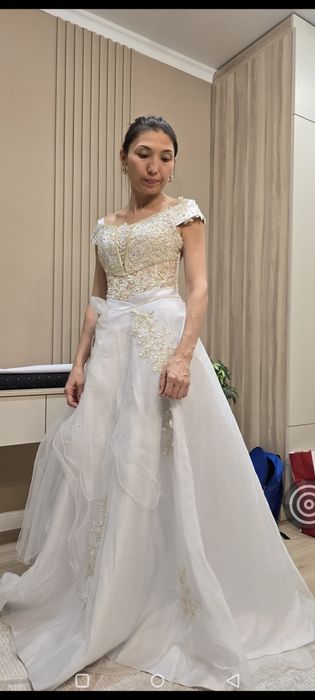 Продам свадебное платье