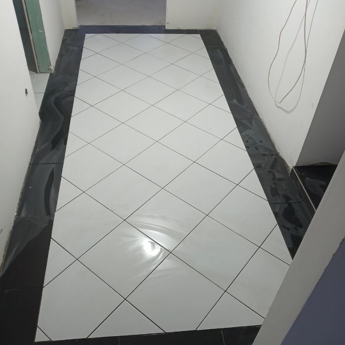 Услуги кафельщика любой сложности