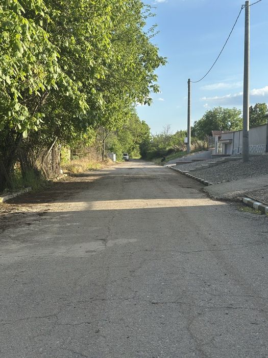 Продавам парцел в регулация с ток в с. Православ