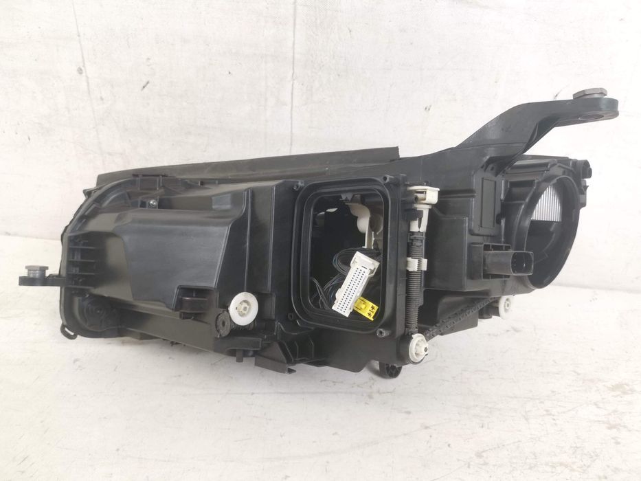 Фар Дясно MultiBeam Led Мерцедес-Бенц ГЛЕ-Клас / Mercedes-Benz GLE-Cla