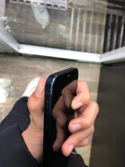 Iphone 12 zor narxda