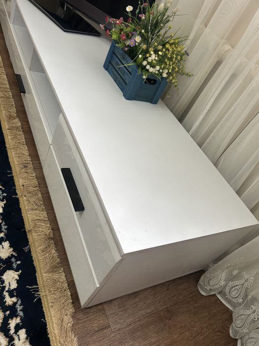 Тумба белая 200*50