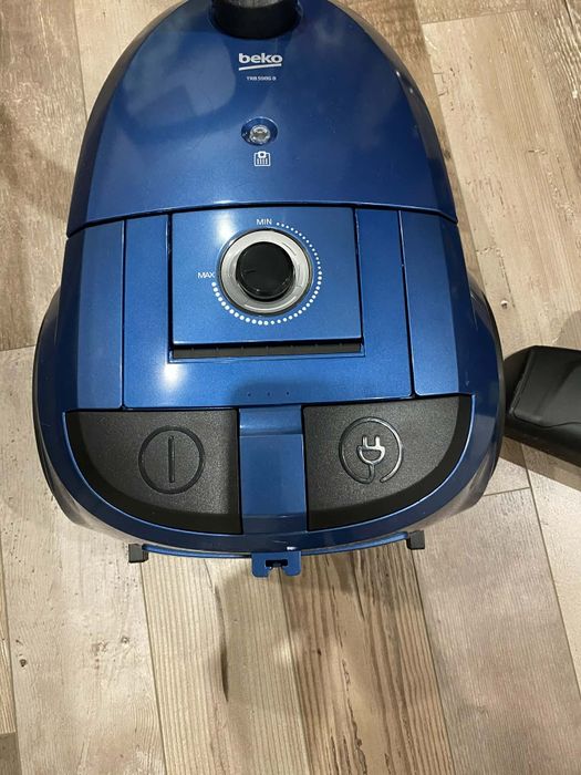 Прахосмукачка Beko TRB 5986 B