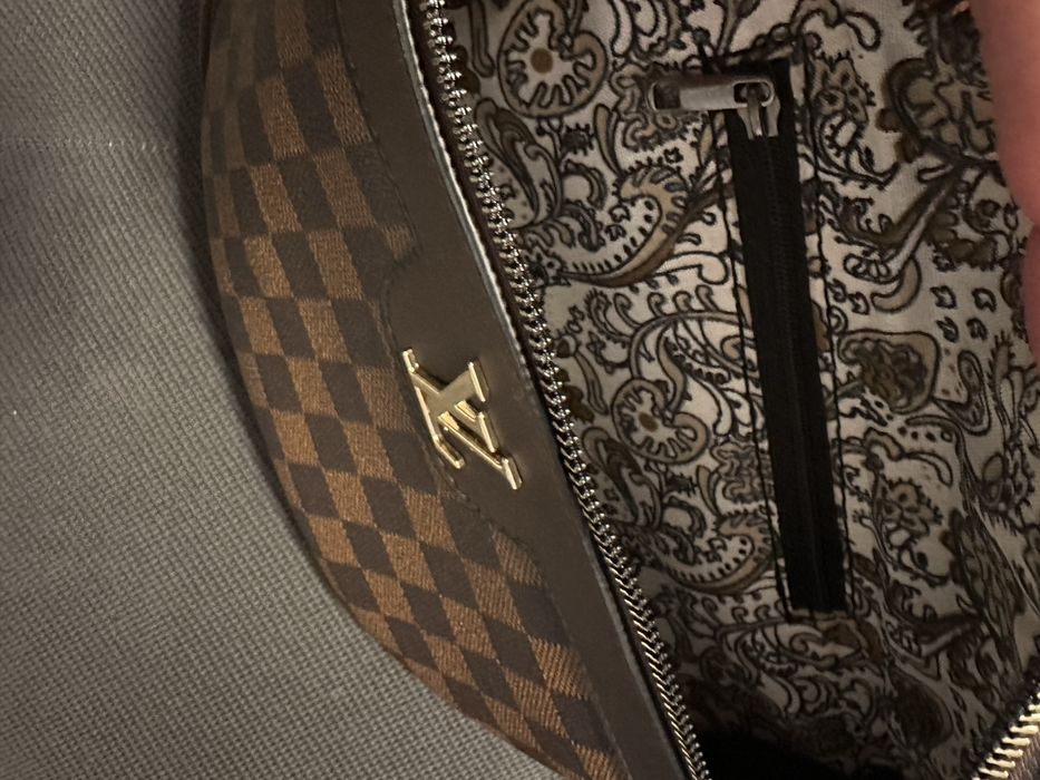 Чанти Louis Vuitton