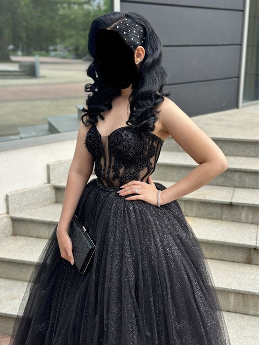 Дълга бална рокля