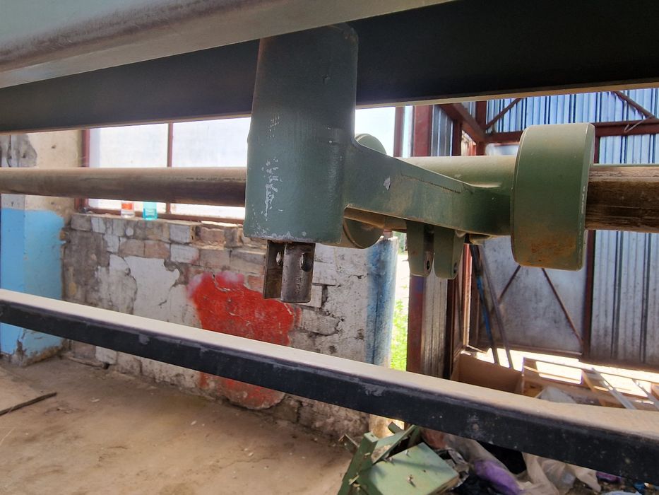 лентов шлайф с автоматично вдигане на масата 3000мм.