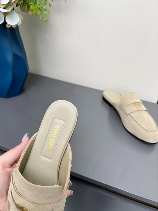 Miu Miu оригинални обувки естествена кожа 40 номер