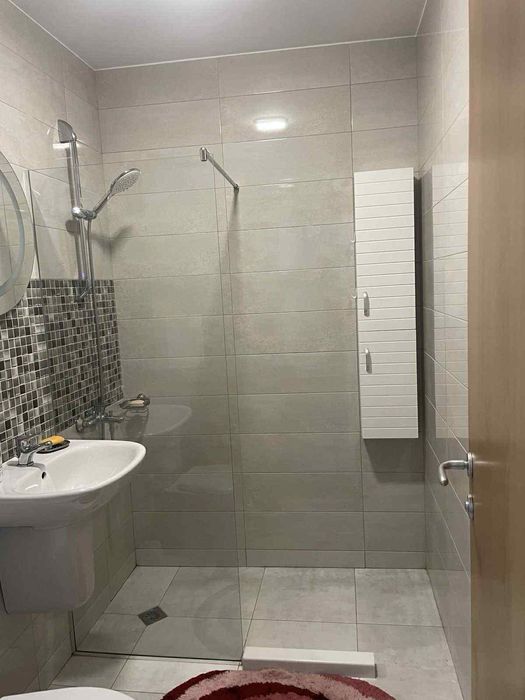 Дава се под наем Двустаен апартамент в Пловдив, Южен - 70 кв.м за 409 € - Снимка #3