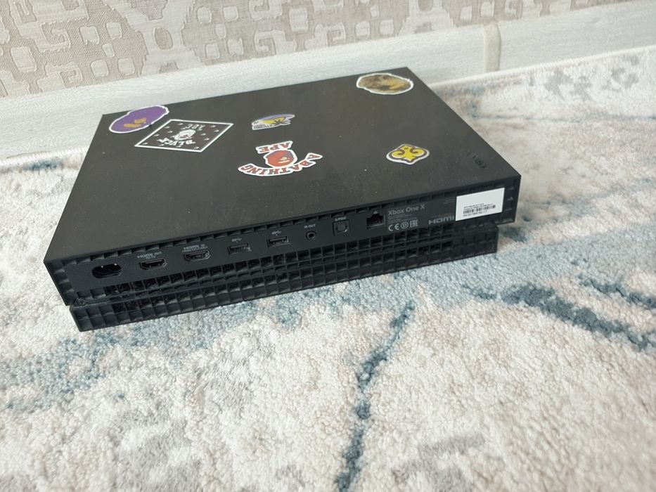 Xbox one вместе с играми продам